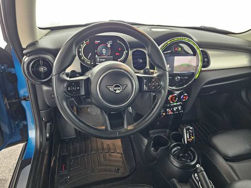 Used 2022 MINI Cooper S image 19