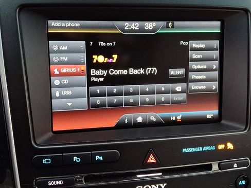 Used 2016 Ford Explorer Platinum image 22