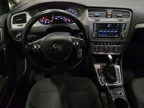 Used 2017 Volkswagen Golf S AWD/4WD image 22
