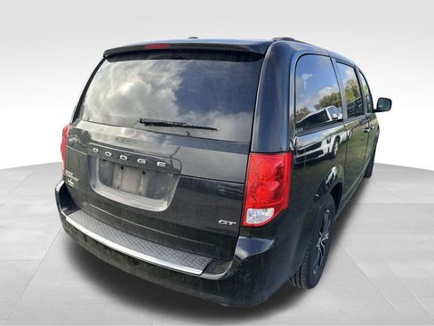 Used 2018 Dodge Grand Caravan GT image 8