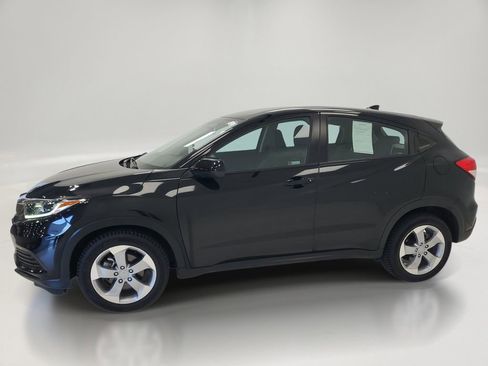 Used 2021 Honda HR-V LX image 4