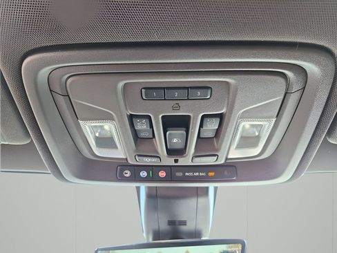 Used 2021 GMC Sierra 1500 Denali w/ Denali Ultimate Package image 42