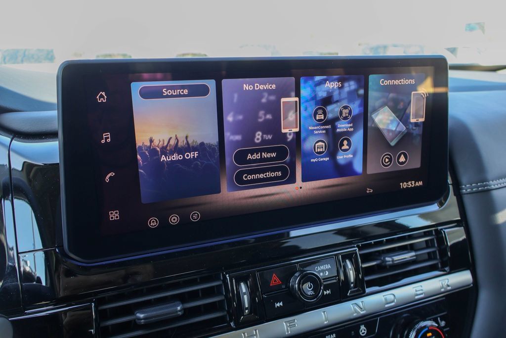 New 2026 Nissan Pathfinder Platinum w/ Accent Package FWD image 3