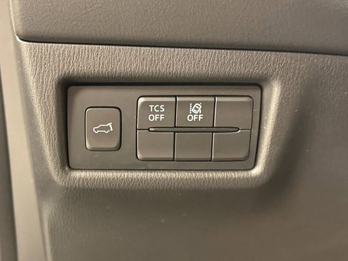 Used 2020 MAZDA CX-5 Touring image 18