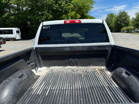Used 2021 RAM 2500 Big Horn w/ Level 1 Equipment Group AWD/4WD image 10