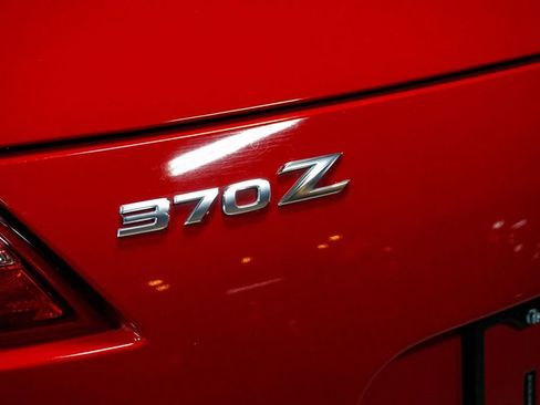 Used 2010 Nissan 370Z Touring image 48