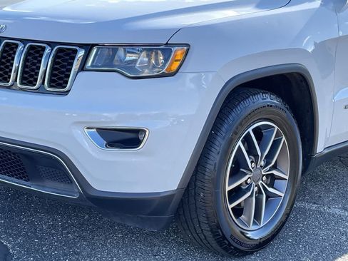 Used 2020 Jeep Grand Cherokee Limited AWD/4WD image 46