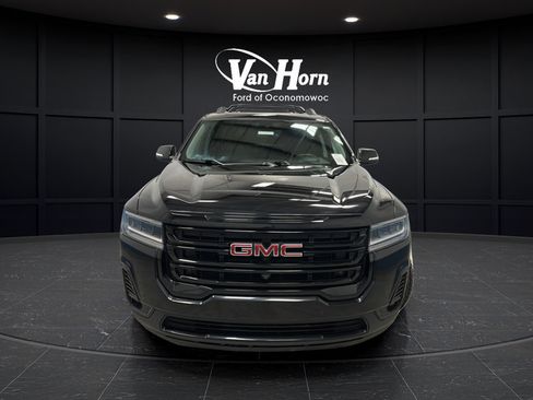 Used 2023 GMC Acadia SLT w/ GMC Pro Grade Package AWD/4WD image 2