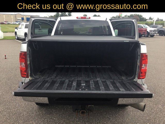 Used 2011 Chevrolet Silverado 2500 LTZ w/ Snow Plow Prep Package AWD/4WD image 27