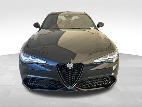 New 2025 Alfa Romeo Giulia image 20