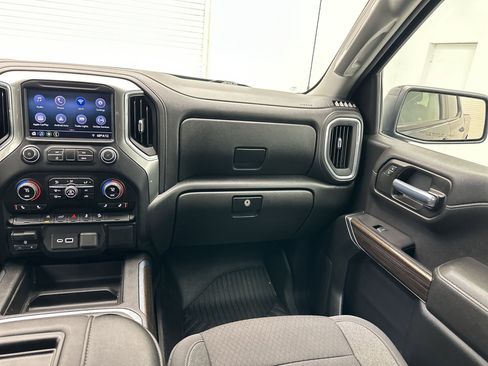 Certified 2021 Chevrolet Silverado 1500 RST image 26