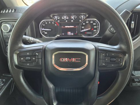 Used 2021 GMC Sierra 2500 4x4 Crew Cab w/ Gooseneck/5TH Wheel Package image 11