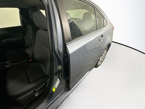 Used 2023 Toyota Corolla LE FWD image 12