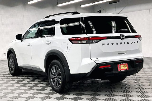 New 2026 Nissan Pathfinder SV FWD image 4