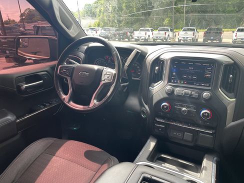 Used 2020 Chevrolet Silverado 1500 RST AWD/4WD image 34