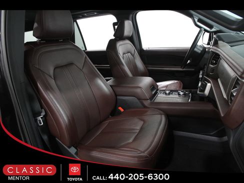 Used 2024 Ford Expedition Max Limited image 17