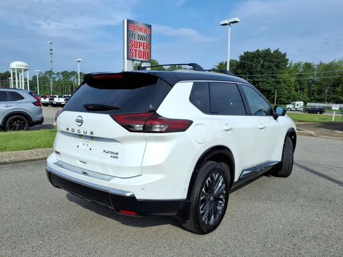 Used 2026 Nissan Rogue Platinum w/ Platinum Premium Package AWD/4WD image 17