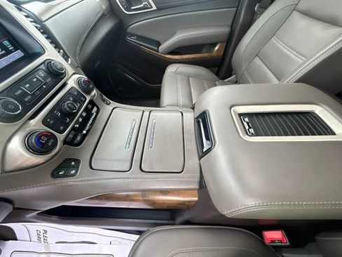 Used 2019 GMC Yukon Denali w/ Denali Ultimate Package AWD/4WD image 17