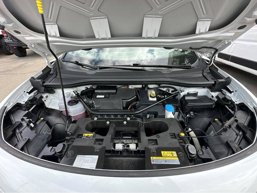Used 2021 Volkswagen ID.4 Pro S w/ ID.4 Protection Package RWD image 40