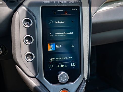Used 2025 McLaren 750S RWD image 30