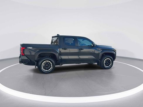New 2026 Toyota Tacoma TRD Off-Road image 8