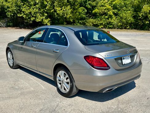 Used 2019 Mercedes-Benz C 300 4MATIC Sedan image 4