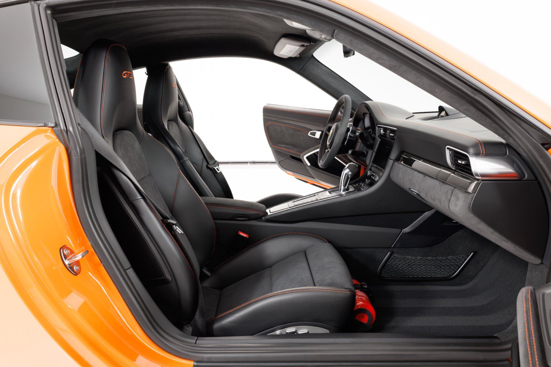 Used 2018 Porsche 911 GT3 RWD image 36