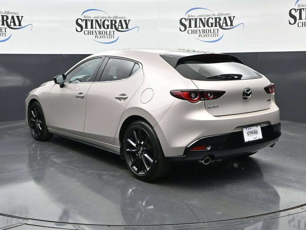 Used 2024 MAZDA MAZDA3 s FWD image 5