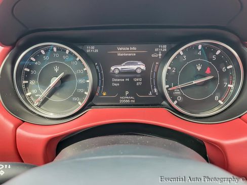 Used 2022 Maserati Levante Modena image 14