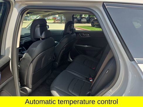 Used 2026 Kia Sportage SX AWD/4WD image 12