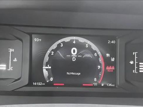 Certified 2025 Toyota Tacoma SR5 AWD/4WD image 12