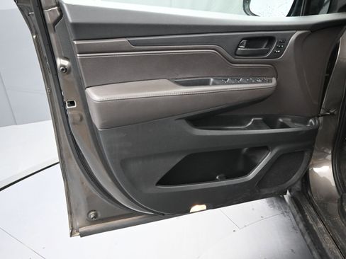 Used 2019 Honda Odyssey EX-L image 15