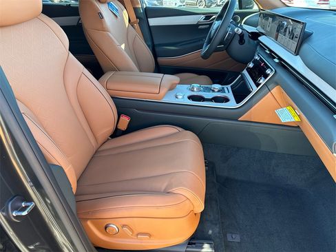 New 2026 Genesis GV80 2.5T Prestige image 13