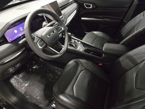 New 2025 Jeep Compass Limited w/ High Altitude Package AWD/4WD image 19