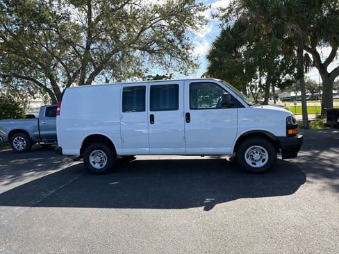 New 2024 Chevrolet Express 2500 Work Van 3D Cargo Van w/ Driver Convenience Package image 15