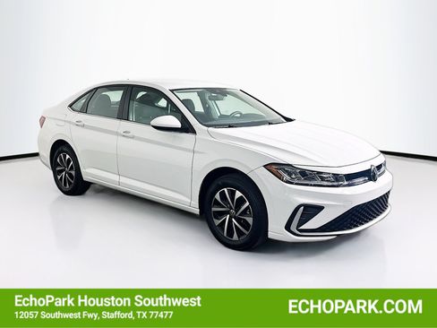 Used 2025 Volkswagen Jetta S FWD image 1
