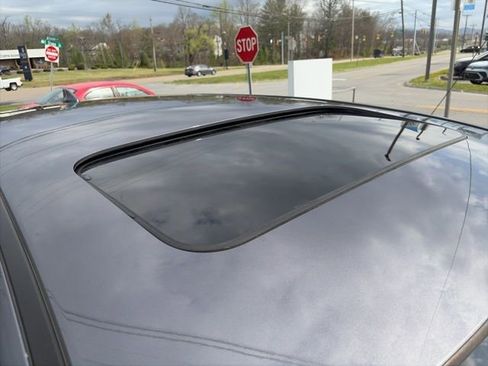 Used 2018 Honda CR-V EX-L image 7