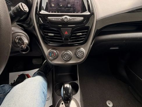 Used 2021 Chevrolet Spark LT FWD image 11