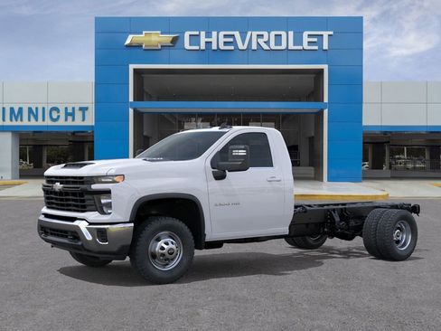 New 2026 Chevrolet Silverado 3500 W/T w/ WT Convenience Package image 2