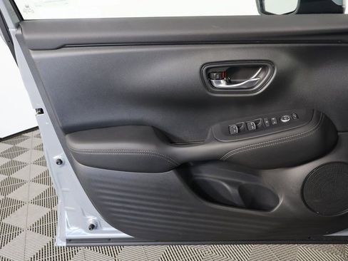 New 2026 Honda HR-V EX-L image 7