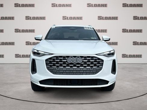 Used 2025 Audi Q5 Premium w/ Convenience Package image 8