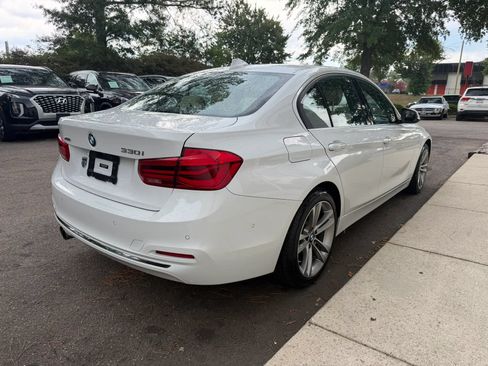 Used 2018 BMW 330i xDrive Sedan w/ Executive Package AWD/4WD image 5