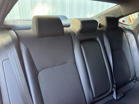 Used 2025 Honda Civic Sport image 32