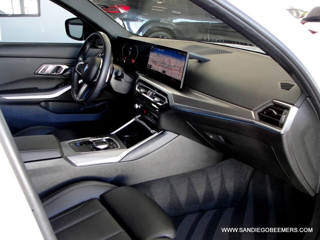 Used 2023 BMW 330i Sedan w/ M Sport Package RWD image 32