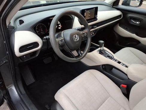 Used 2023 Honda HR-V LX image 14