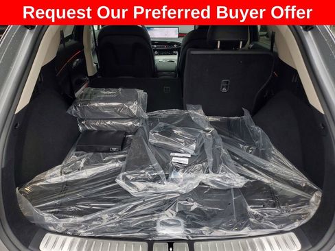 New 2026 Genesis GV70 2.5T Advanced image 25