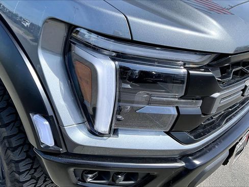 Used 2025 Ford F150 Raptor image 28