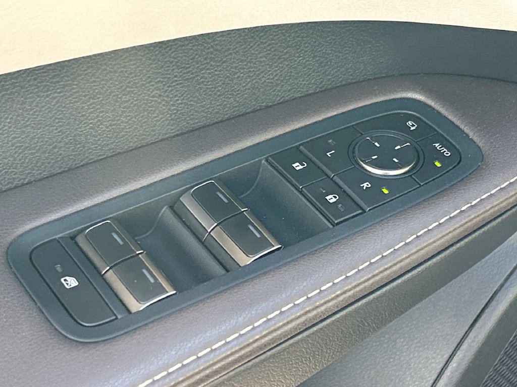 Used 2024 Lexus RX 350 FWD w/ Technology Package image 12