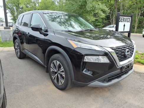 Used 2022 Nissan Rogue SV AWD/4WD image 1