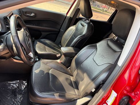 Used 2019 Jeep Compass Limited AWD/4WD image 12